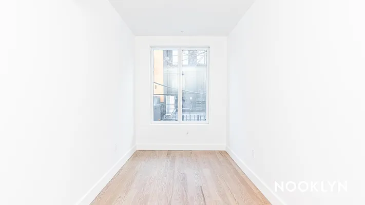Rented by Nooklyn NYC LLC | media 7