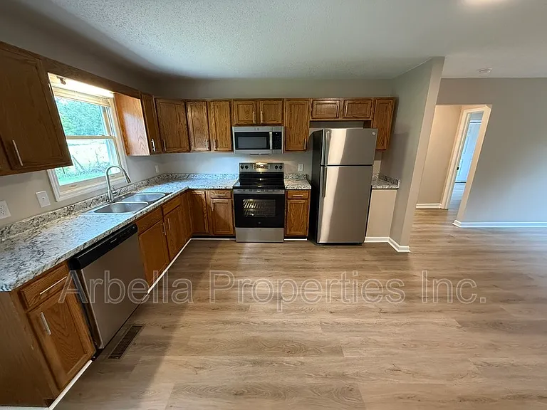 117 Rowe Ln #5 — Photo 7