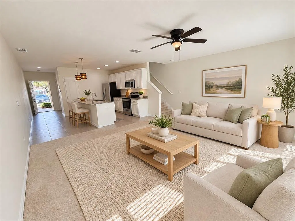 3 bed, 3.5 bath, 1609 sqft, $2,200 — Photo 3