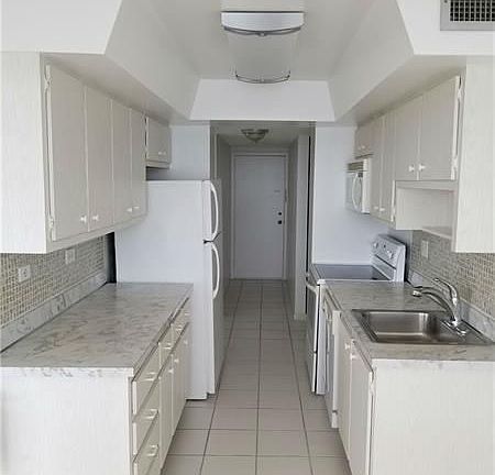 4th image of 251 174th St APT 1002