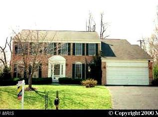 19246 Jamestown Dr, Hagerstown, MD 21742