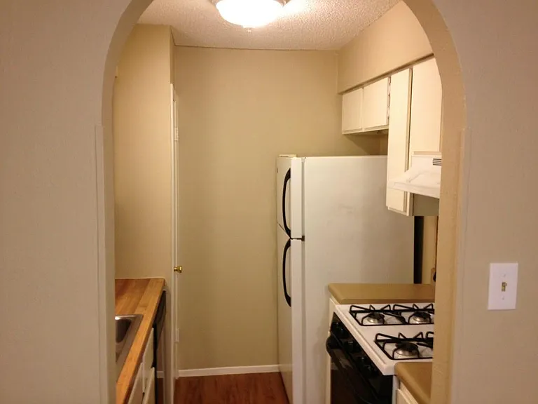 107 Meteor Dr #A — Photo 9