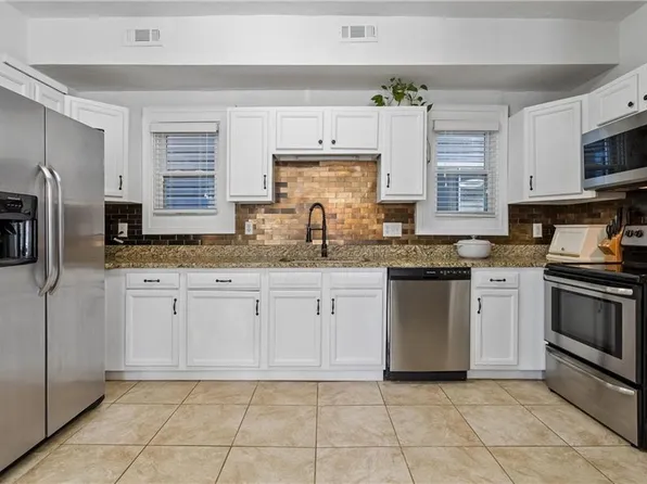 232 W 31st St, Norfolk, VA 23504