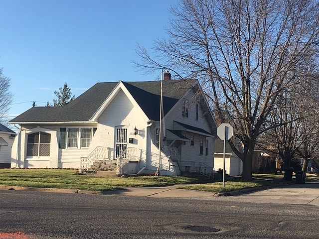 2nd image of 2720 South St