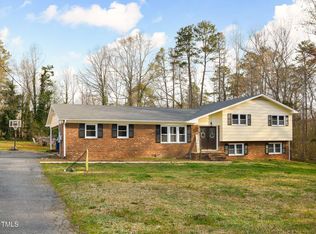 5812 Checker Rd, High Point, NC 27263