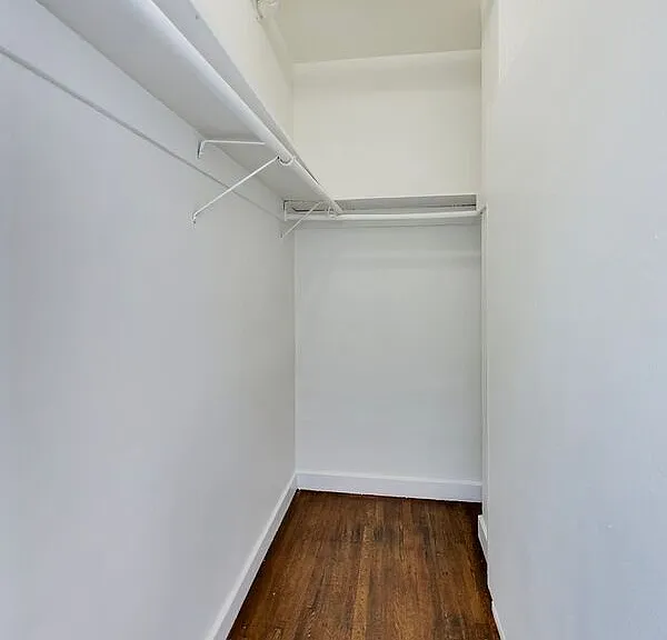 536 Leavenworth Street — Photo 15