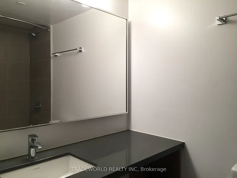 155 Yorkville Ave #1415 — Photo 7