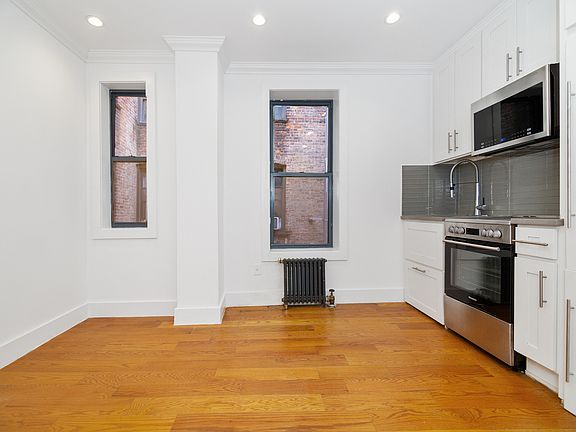 5th image of 409 E 84th St