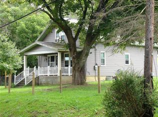 1085 & 1089 Collinsburg Rd, Rostraver, PA 15089