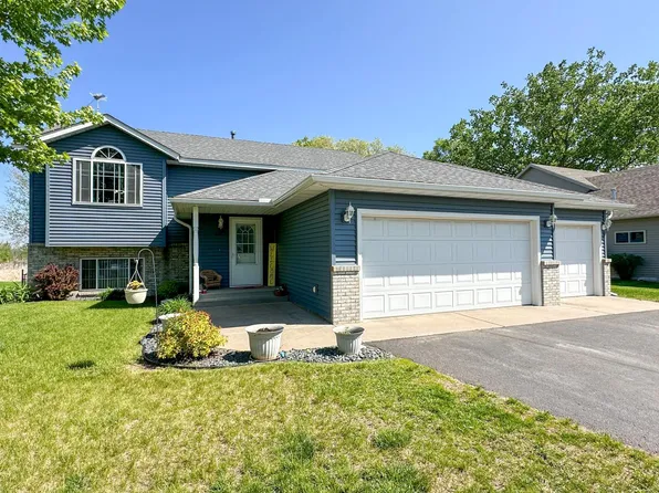 621 10th St S, Sartell, MN 56377