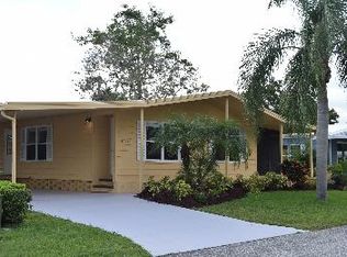 5672 Halifax Dr, Sarasota, FL 34233