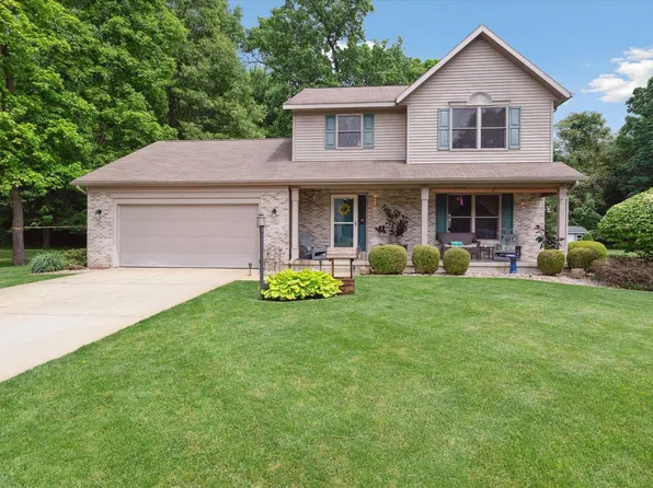 51738 Tall Pines Dr, Elkhart, IN 46514