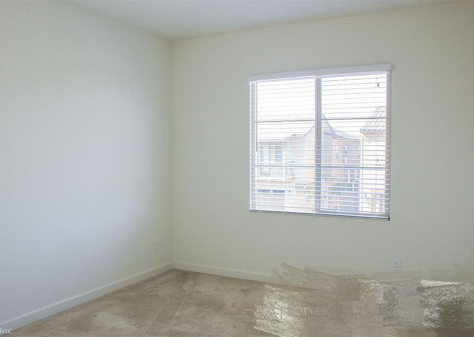 1st image of 15725 Molly Ave