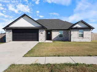 1520 Taylor Orchard Rd, Gentry, AR 72734