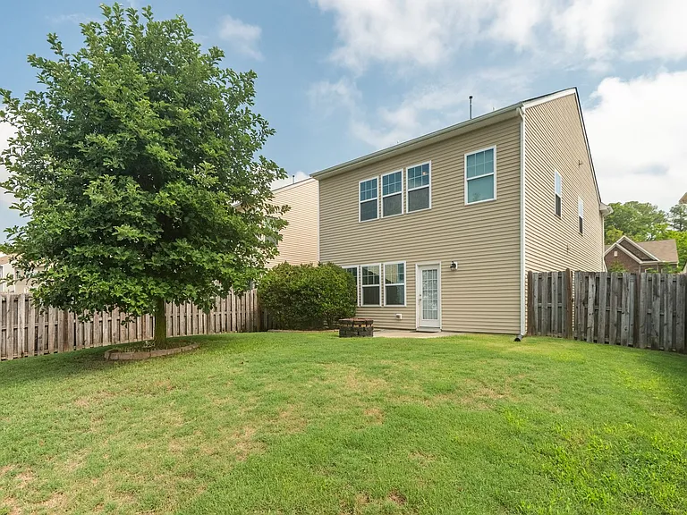 2084 Tanners Mill Dr — Photo 28