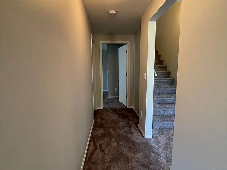 2202 W Jonquil Ln — Photo 21