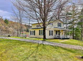 15 Markham Ln, Weston, VT 05161