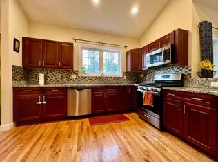 45 Candlelight Ln, Bellingham, MA 02019