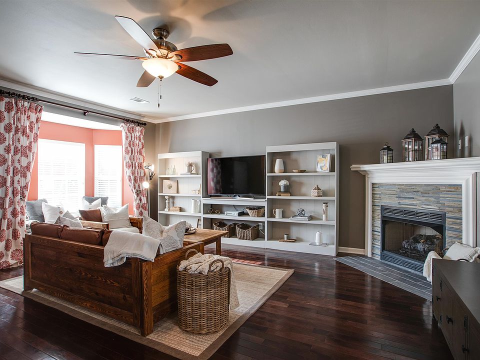 1st image of 1101 Downs Blvd APT 119