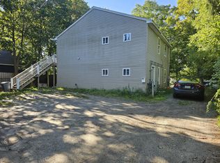 25 Middle St, Gardiner, ME 04345