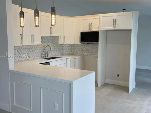 (undisclosed Address), Miami, FL 33187