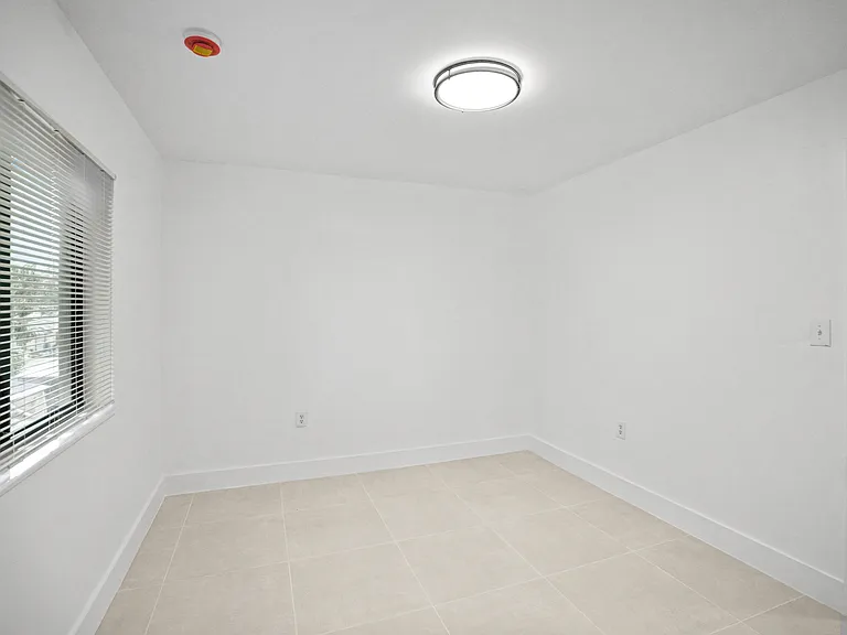 5819 NW 30th Ave #5819 — Photo 22