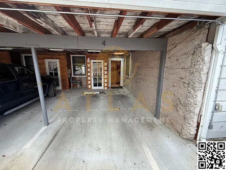 1241 Laurel St — Photo 6