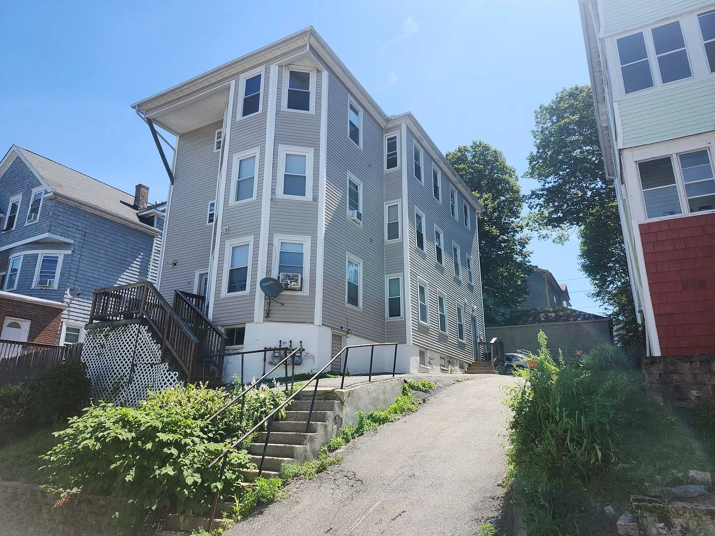 48 Everard — Photo 2