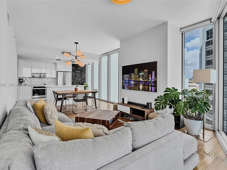 888 Biscayne Blvd #812 — Photo 6