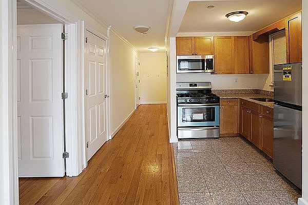 1st image of 14-38 31st Dr #8F