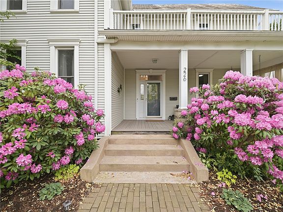 3rd image of 226 College Ave