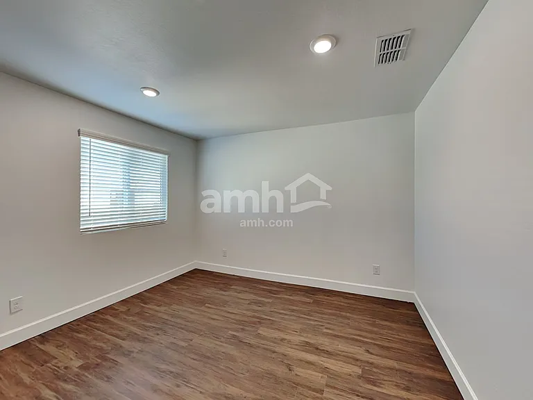 17148 W Townley Ave — Photo 18
