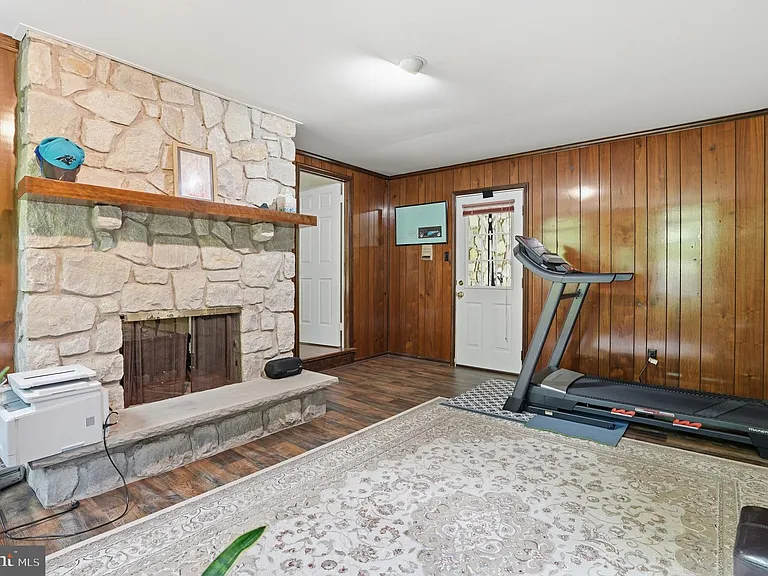 1316 Heller Dr — Photo 24