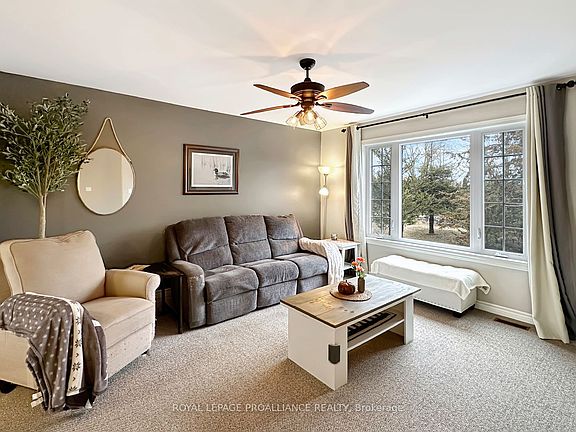 5th image of 2073 Shannon Rd
