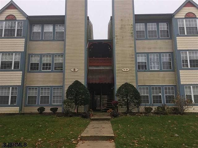 1st image of 50 Trotters Ln #50
