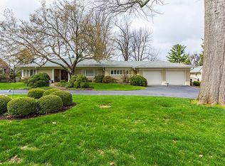 229 Barrow Rd, Lexington, KY 40502