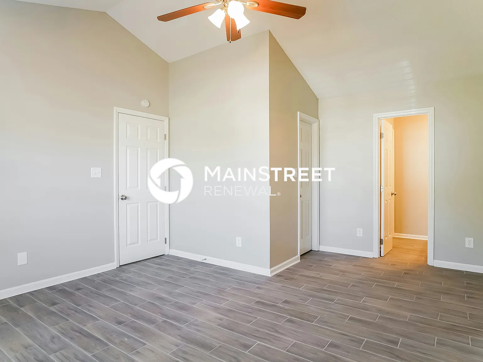 129 Landmark Dr — Photo 4