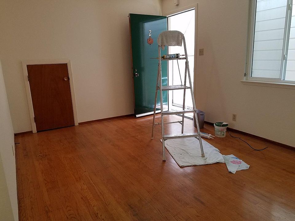 1st image of 36 Fair Oaks St #2