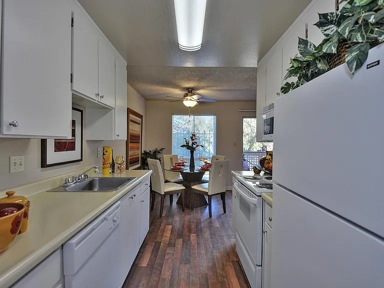 Alderwood Apartments — Photo 17