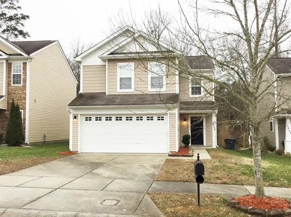 5432 Wyalong Dr, Charlotte, NC 28227