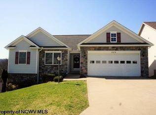 424 Arabela Ct, Morgantown, WV