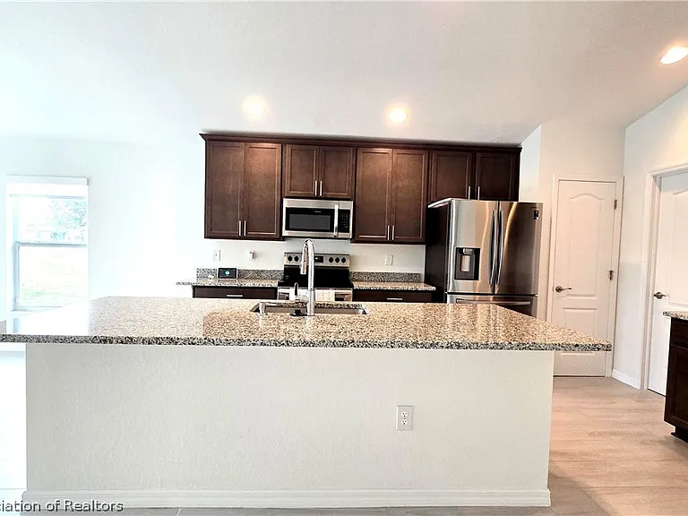 3120 Calypso Dr — Photo 10