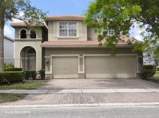 4421 E Seneca Ave, Fort Lauderdale, FL 33332