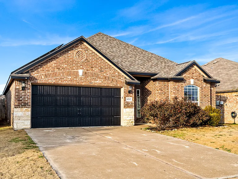 4212 Pont Du Gard Way — Photo 33