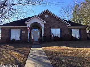200 Chipmunk Cv, White Hall, AR 71602