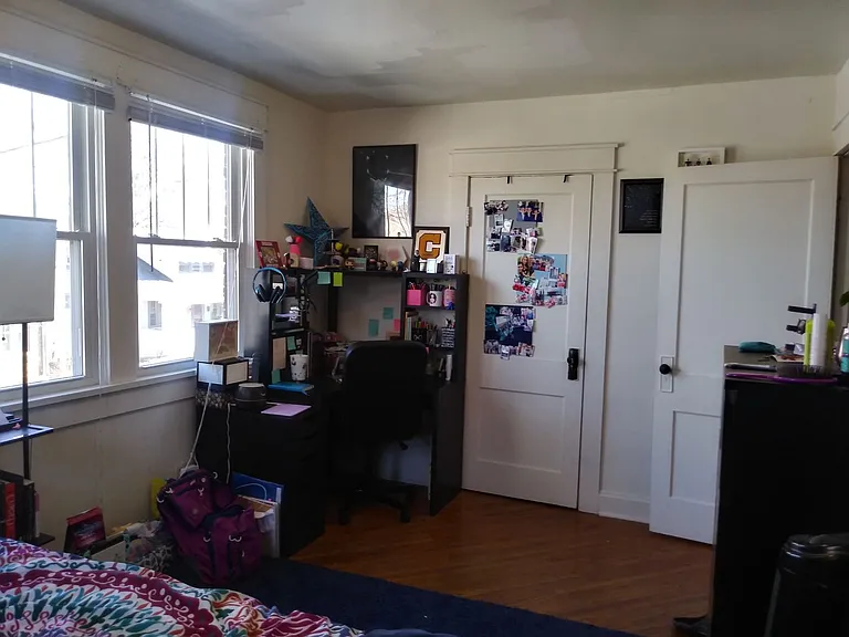 412 S Ballantine Rd — Photo 29