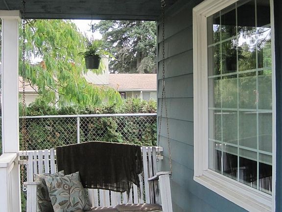 porch swing