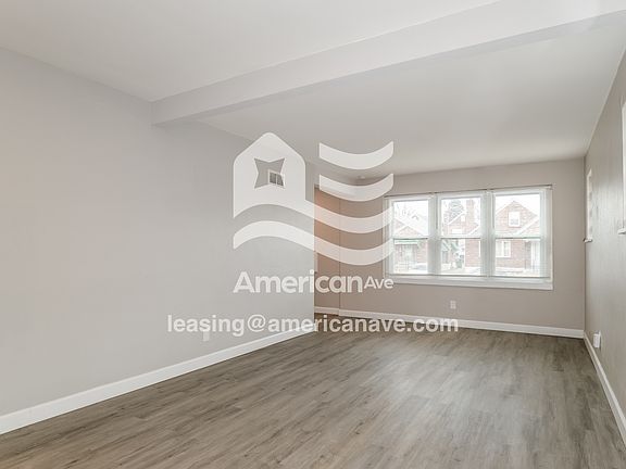 5-Living Room