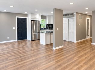 7637 Birchmont Dr, Chagrin Falls, OH 44022
