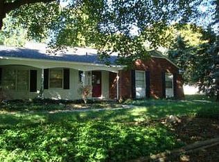 328 W Maryknoll Rd, Rochester Hills, MI 48309